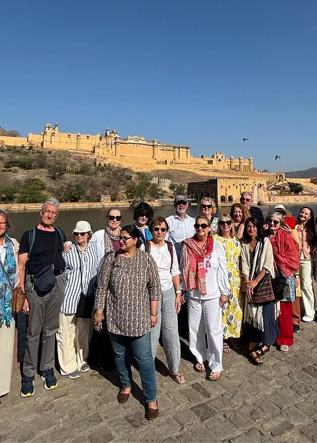 Large Affinity Group Tours, Golden Triangle image 4