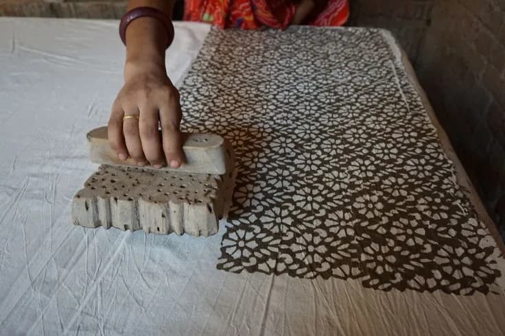Family Crafts Golden Triangle | Experience My India 3