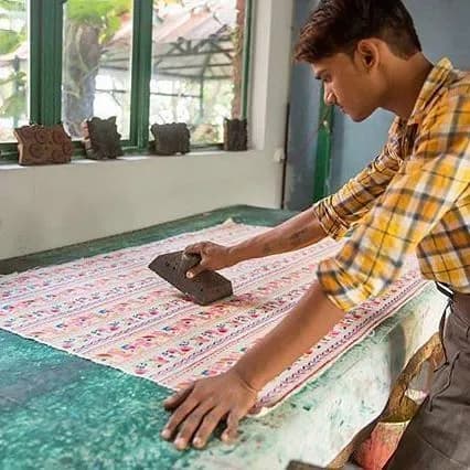 Family Crafts Golden Triangle | Experience My India image 4