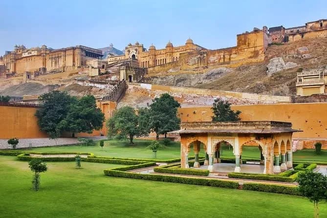 Five-Star Golden Triangle Tour | Experience My India 1