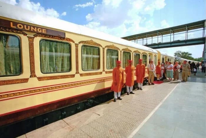 Golden Triangle Luxury Train Tour | Experience My India 2