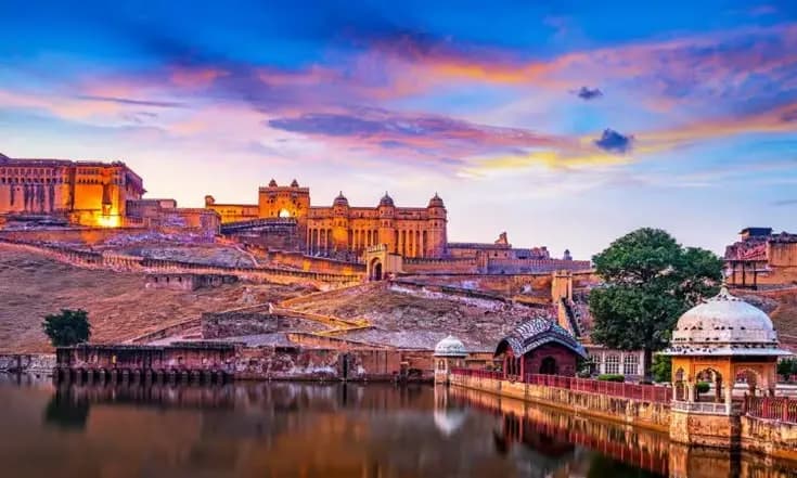 Golden Triangle Luxury Train Tour | Experience My India image 4