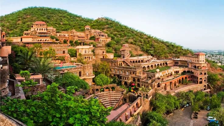 Palace & Heritage Golden Triangle | Experience My India 2