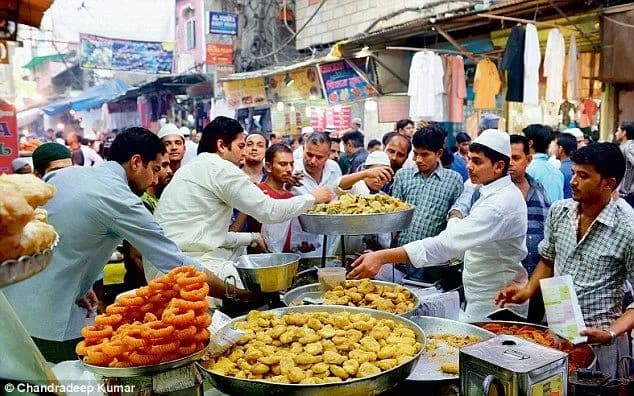 Street Food on the Golden Triangle | Eat Safely 2